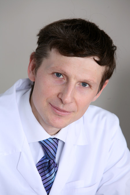 Наш консультант - доцент кафедры неврологии ФППО медицинской академии им. И. М. Сеченова, кандидат медицинских наук Михаил ПОЛУЭКТОВ