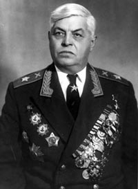 Сергей Варенцов – еще со Звездой Героя. Фото: Википедия