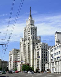 Здание на площади Красных Ворот. wikimedia