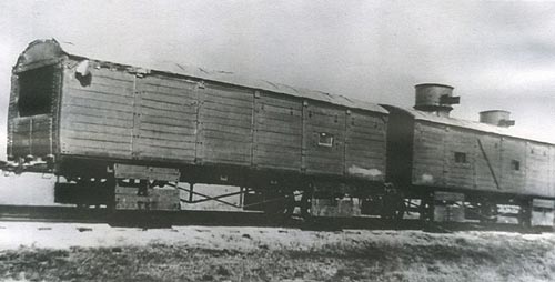 Один из бронепоездов армии Колчака, захваченный частями Красной Армии, 1920 год. wikimedia