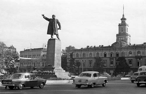 Беспорядки охватили весь центр Тбилиси. Фото: Валентина Соболева / Фотохроника ТАСС
