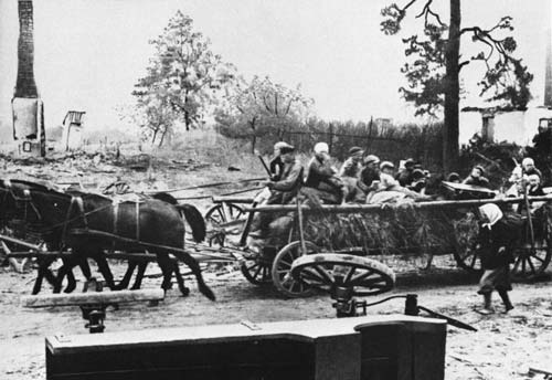 Немецкие беженцы в Восточной Пруссии. wikipedia