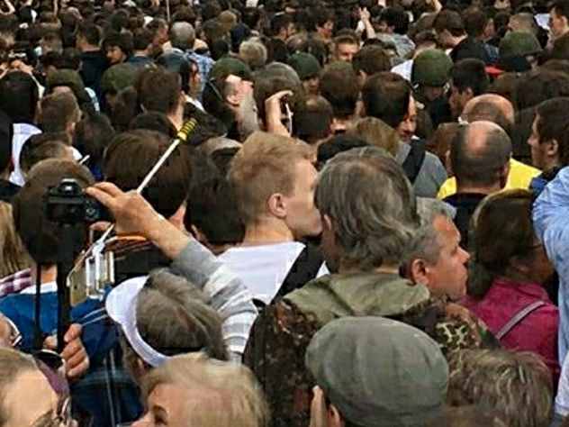 Верховный суд сделал послабления организаторам протестных митингов