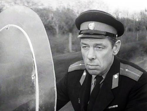 Георгий Жженов в фильме «Берегись автомобиля»