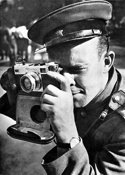 Военкоры охотно пользовались трофейными фотоаппаратами