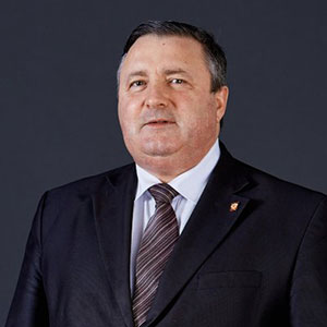 Александр Перенджиев
