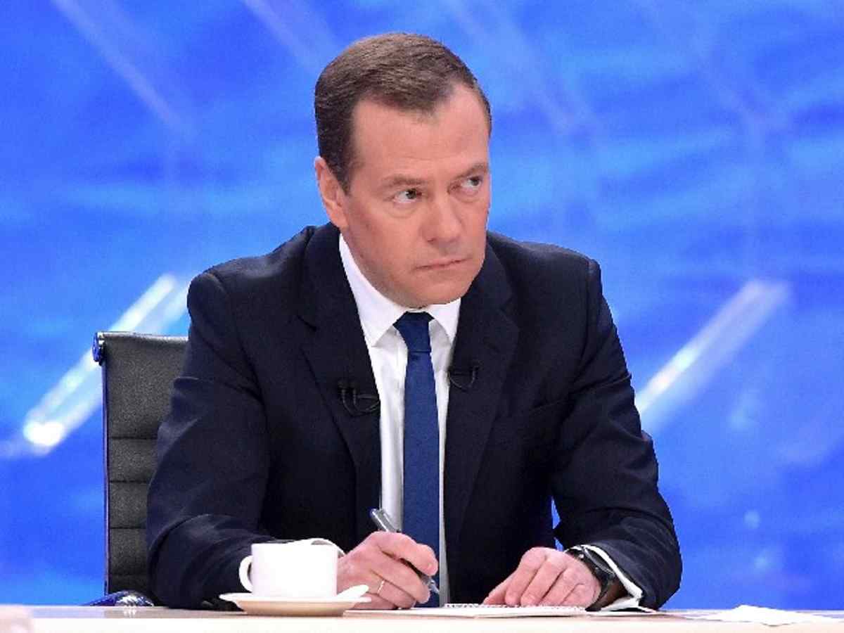Дмитрий Медведев Дмитрий Медведев