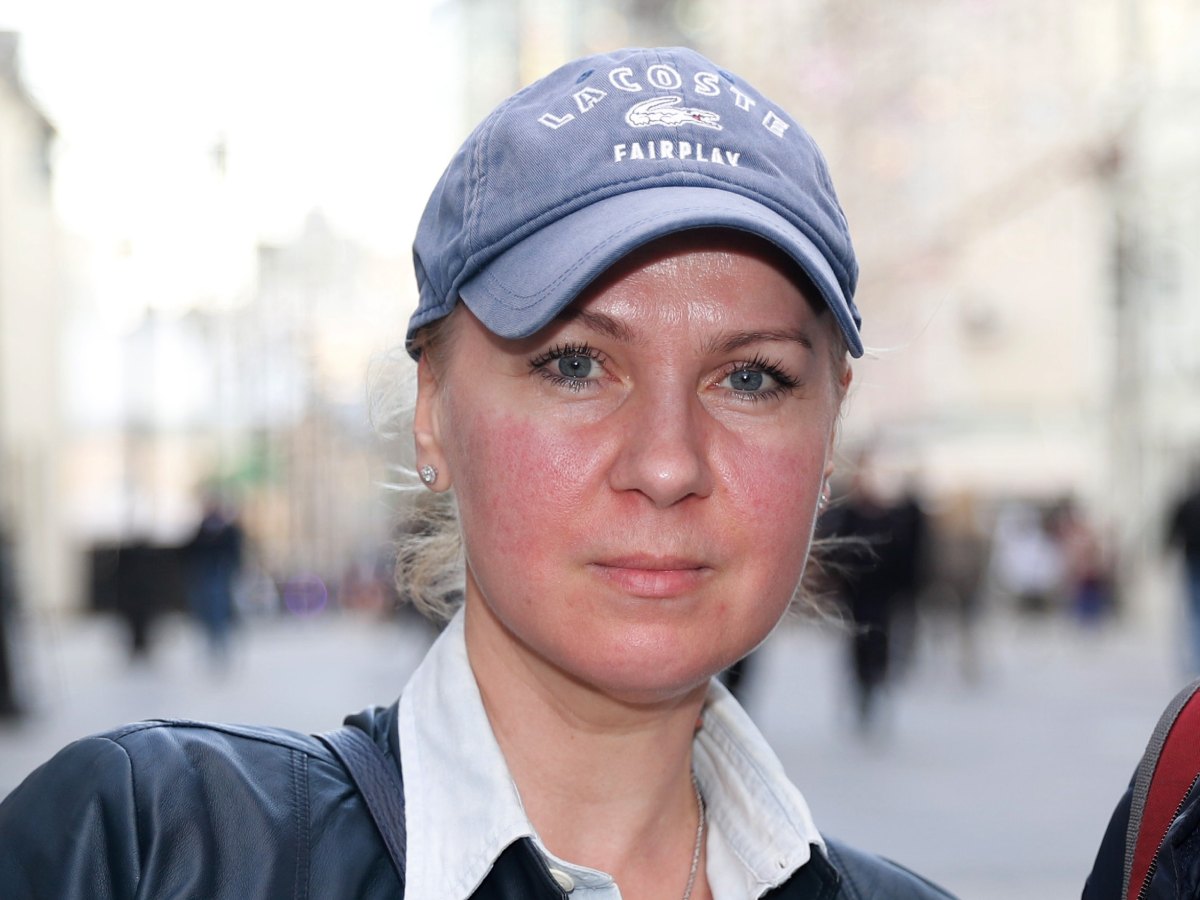 Светлана Чуйкина Огромные очки и морщины: постаревшая Светлана Чуйкина вышла в свет