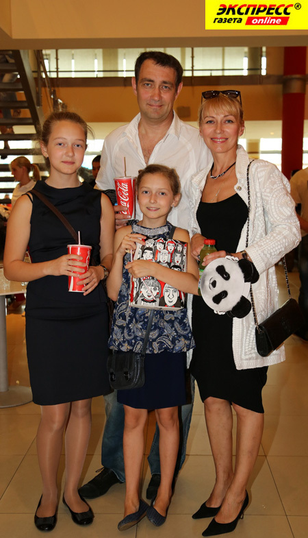 КОНСТАНТИН ЮШКЕВИЧ С СЕМЬЁЙ