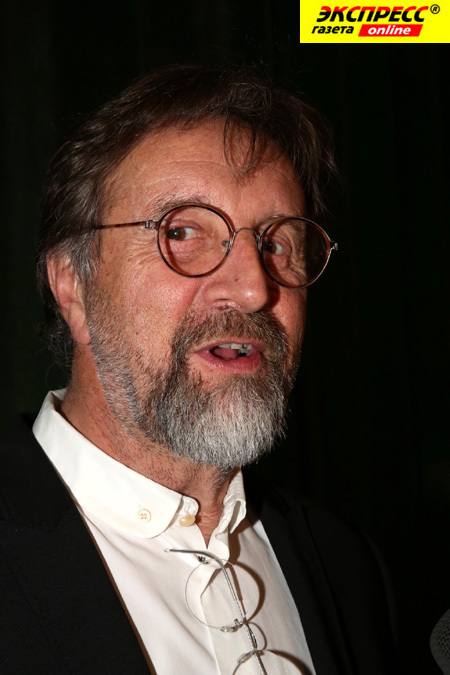 ЛЕОНИД ЯРМОЛЬНИК