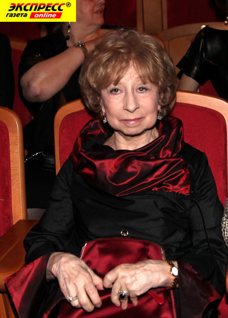 ЛИЯ АХЕДЖАКОВА