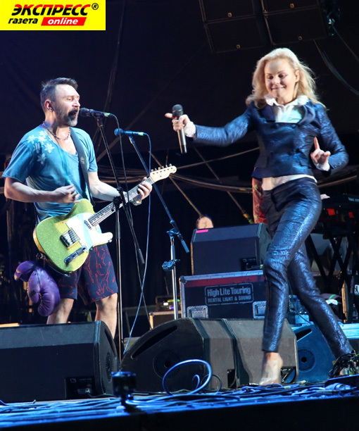 СЕРГЕЙ ШНУРОВ, АЛИСА ВОКС-БУРМИСТРОВА («ЛЕНИНГРАД»)