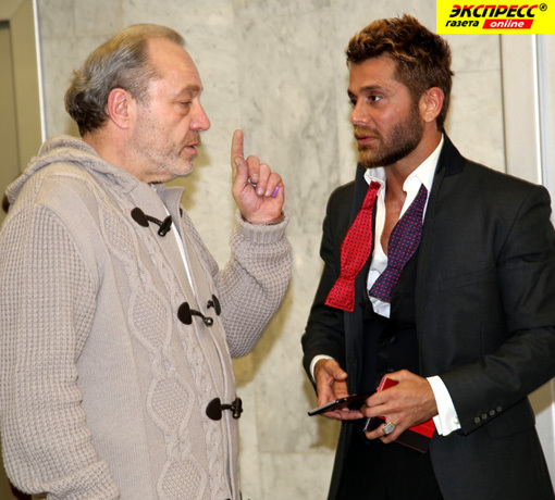 СЕГРЕЙ СЕНИН, АСЛАН АХМАДОВ