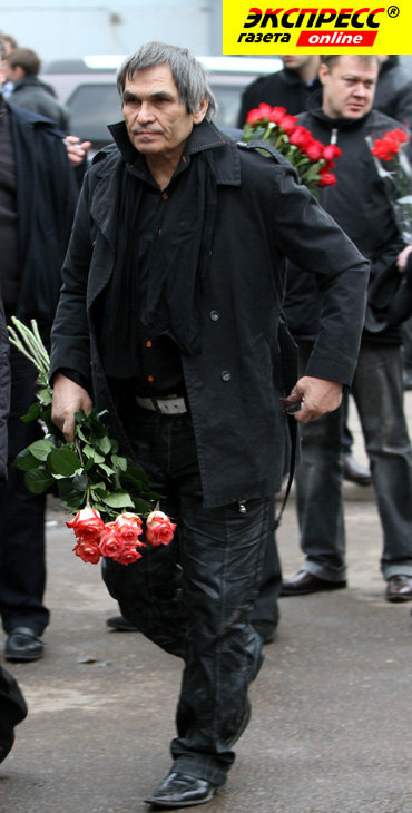 БАРИ АЛИБАСОВ