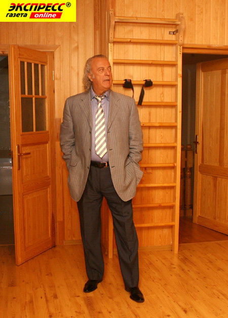 ИЛЬЯ РЕЗНИК