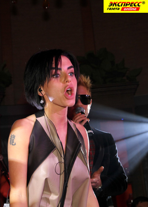 ЮЛЯ ВОЛКОВА, МИТЯ ФОМИН