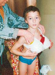 МИША МУСКАТИН: примеряет Веркины причиндалы