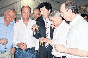 ДРУЖБА НЕ СТАРЕЕТ: Юрий Гаврилов, Александр Тукманов, Юрий Белоус, Ринат Дасаев, Георгий Ярцев, Олег Романцев