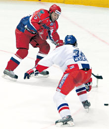 СУШИНСКИЙ: не вовремя позвонил доктору (фото Евгения Романова/«Советский спорт»)