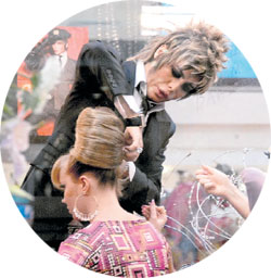 ЗВЕРЕВ: новый имидж Алесии стоит стилисту немалых нервов