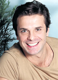 ЗВЕЗДА: до недавнего времени из экономии пользовался услугами провинциальных стоматологов