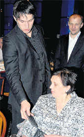 ТАТЬЯНА ОВЕЧКИНА: хранила паспорт сына до завершения церемонии