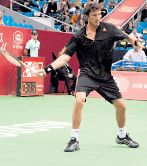 Марат выигрывал чаще, чем Динара, и денег заработал больше…